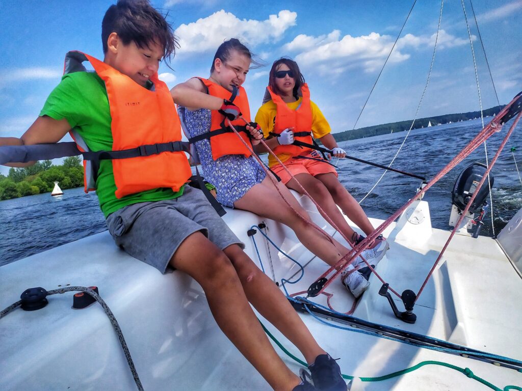 Детский парусно-познавательный лагерь "Бухта приключений" 11 &bull; База отдыха ТРОИЦКОЕ