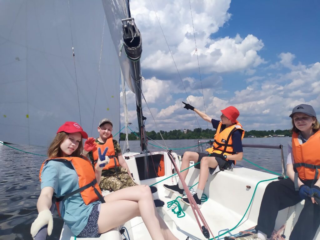 Детский парусно-познавательный лагерь "Бухта приключений" 21 • База отдыха ТРОИЦКОЕ